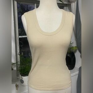 Sleeveless Ribbed Scoop Tank Top - Cream